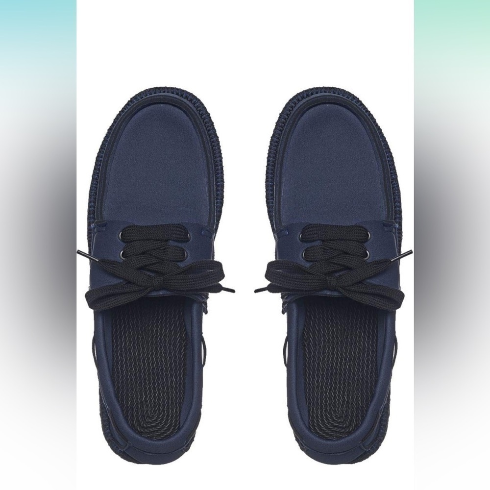 Showaflops~NWT~Men’s Classic Boat Shoe~Neoprene~Flexible Sole~Size 13/14